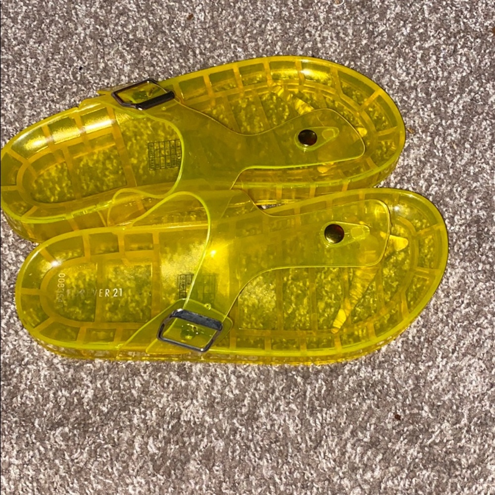 YELLOW JELLY SIDES